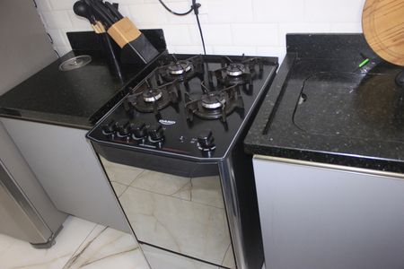 Apartamento à venda com 43m², 2 quartos e 1 vagaCozinha com lavanderia