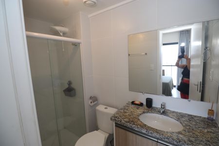 Banheiro de apartamento para alugar com 1 quarto, 40m² em Barra, Salvador