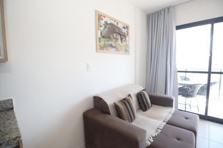 Sala de apartamento para alugar com 1 quarto, 40m² em Barra, Salvador