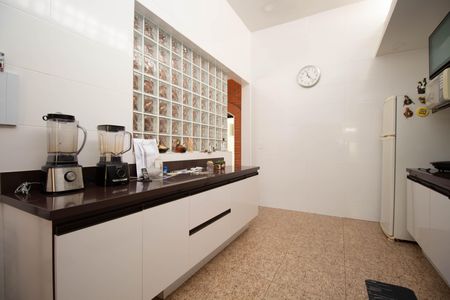 Casa de condomínio para alugar com 350m², 2 quartos e 4 vagas Casa de condomínio para alugar com 350m², 2 quartos e 4 vagasCozinha 1