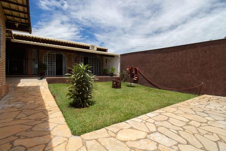 Casa de condomínio para alugar com 350m², 2 quartos e 4 vagas Casa de condomínio para alugar com 350m², 2 quartos e 4 vagasJardim