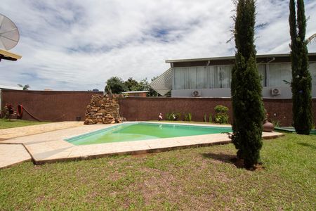 Casa de condomínio para alugar com 350m², 2 quartos e 4 vagas Casa de condomínio para alugar com 350m², 2 quartos e 4 vagasPiscina