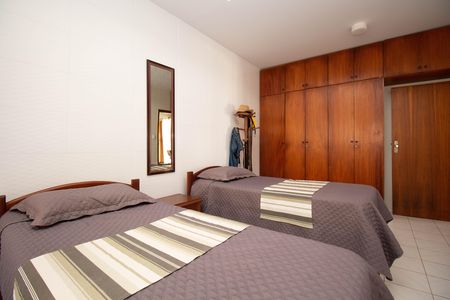 Casa de condomínio para alugar com 350m², 2 quartos e 4 vagas Casa de condomínio para alugar com 350m², 2 quartos e 4 vagasQuarto 1