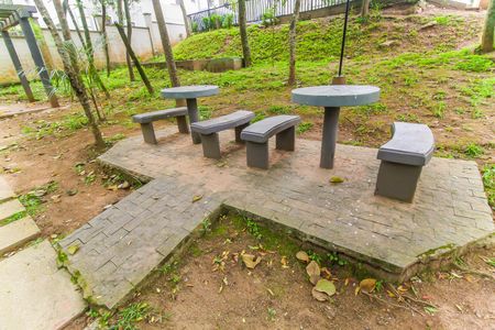 Apartamento para alugar com 40m², 2 quartos e 1 vagaÁrea Comum