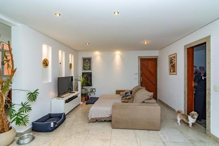 Apartamento à venda com 180m², 4 quartos e 2 vagasSala