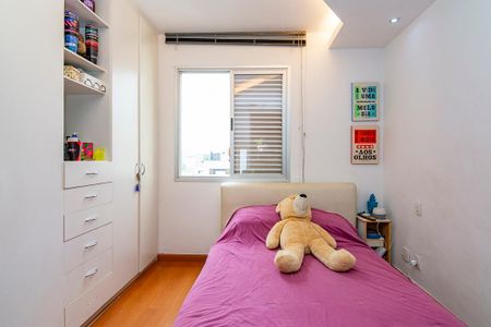 Apartamento à venda com 180m², 4 quartos e 2 vagasQuarto 2