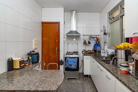 Apartamento à venda com 180m², 4 quartos e 2 vagasCozinha