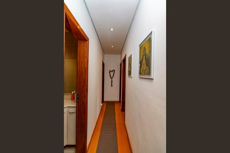 Apartamento à venda com 180m², 4 quartos e 2 vagasCorredor