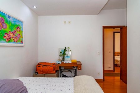 Apartamento à venda com 180m², 4 quartos e 2 vagasQuarto 3