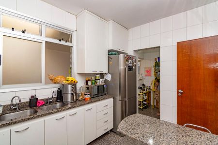 Apartamento à venda com 180m², 4 quartos e 2 vagasCozinha