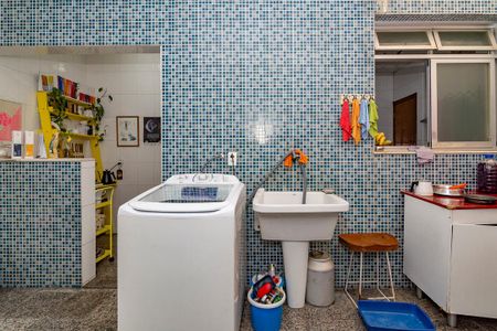 Apartamento à venda com 180m², 4 quartos e 2 vagasÁrea de Serviço