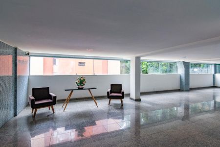 Apartamento à venda com 180m², 4 quartos e 2 vagasHall de entrada