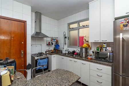 Apartamento à venda com 180m², 4 quartos e 2 vagasCozinha