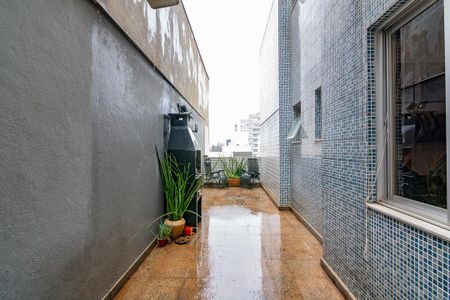 Apartamento à venda com 180m², 4 quartos e 2 vagasÁrea externa