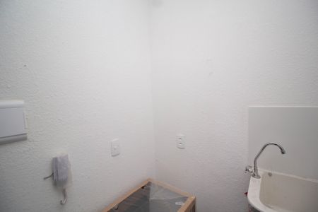 Apartamento para alugar com 32m², 2 quartos e sem vaga Apartamento para alugar com 32m², 2 quartos e sem vagaÁrea de Serviço