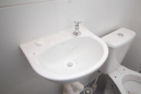 Apartamento para alugar com 32m², 2 quartos e sem vaga Apartamento para alugar com 32m², 2 quartos e sem vagaBanheiro