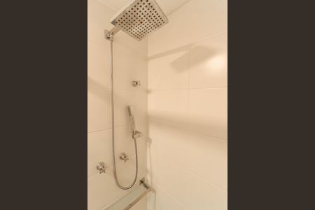 Studio para alugar com 27m², 1 quarto e sem vaga Studio para alugar com 27m², 1 quarto e sem vagaBanheiro