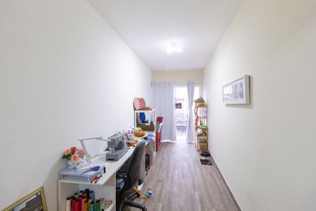 Sala de casa para alugar com 3 quartos, 255m² em Jardim Elzinha, Carapicuíba