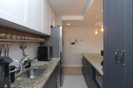 Apartamento à venda com 66m², 2 quartos e 2 vagas Apartamento à venda com 66m², 2 quartos e 2 vagasCozinha Americana