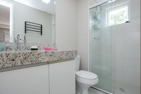 Apartamento à venda com 66m², 2 quartos e 2 vagas Apartamento à venda com 66m², 2 quartos e 2 vagasBanheiro do quarto 1 Suíte