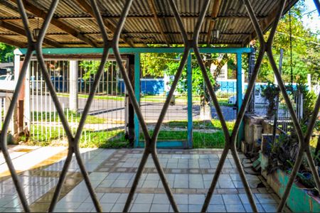 Vista  de casa para alugar com 2 quartos, 75m² em Camaquã, Porto Alegre