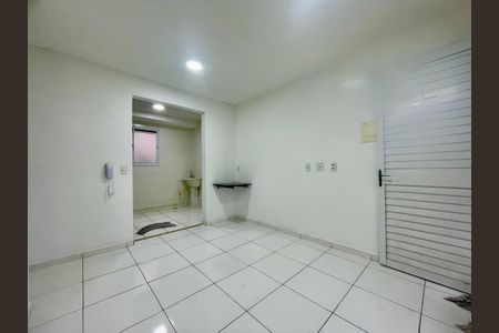 Sala de apartamento para alugar com 1 quarto, 35m² em Água Chata, Guarulhos