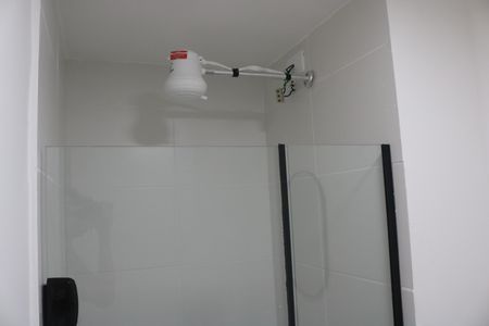 Banheiro de apartamento para alugar com 2 quartos, 35m² em Bom Retiro, São Paulo