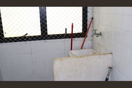 Apartamento para alugar com 28m², 1 quarto e sem vagaÁrea de Serviço