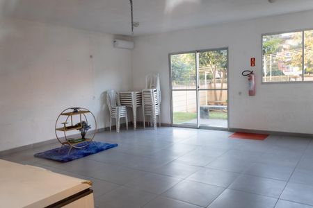 Apartamento para alugar com 42m², 2 quartos e 1 vagaÁrea comum - Salão de festas