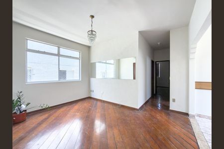 Sala de apartamento à venda com 3 quartos, 77m² em Sagrada Família, Belo Horizonte
