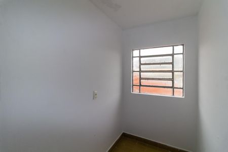 Casa à venda com 246m², 4 quartos e 6 vagas Casa à venda com 246m², 4 quartos e 6 vagasQuarto 4