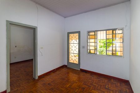 Sala de casa à venda com 4 quartos, 246m² em Jardim Vila Formosa, São Paulo