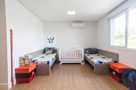 Casa de condomínio para alugar com 313m², 4 quartos e 3 vagas Casa de condomínio para alugar com 313m², 4 quartos e 3 vagasSuite 2