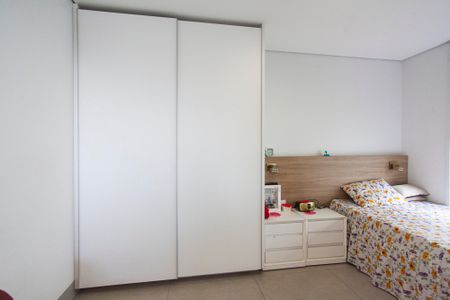 Casa de condomínio para alugar com 313m², 4 quartos e 3 vagas Casa de condomínio para alugar com 313m², 4 quartos e 3 vagasSuite 4