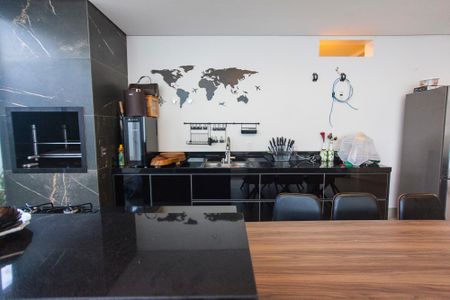 Casa de condomínio para alugar com 313m², 4 quartos e 3 vagas Casa de condomínio para alugar com 313m², 4 quartos e 3 vagasCozinha Gourmet