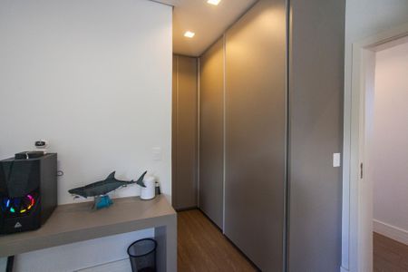 Casa de condomínio para alugar com 313m², 4 quartos e 3 vagas Casa de condomínio para alugar com 313m², 4 quartos e 3 vagasSuite 2