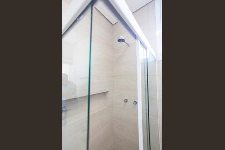 Casa de condomínio para alugar com 313m², 4 quartos e 3 vagas Casa de condomínio para alugar com 313m², 4 quartos e 3 vagasBanheiro da Suite 4