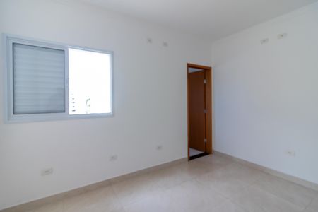 Casa à venda com 100m², 2 quartos e 2 vagasSuíte 2