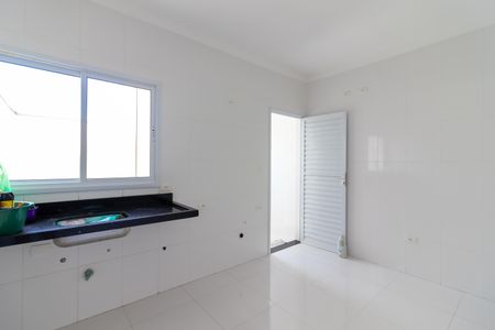 Casa à venda com 100m², 2 quartos e 2 vagasCozinha