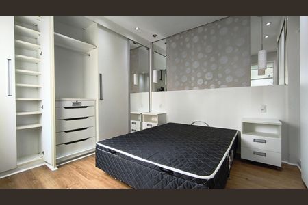 Apartamento à venda com 67m², 2 quartos e 2 vagas Apartamento à venda com 67m², 2 quartos e 2 vagasSuíte
