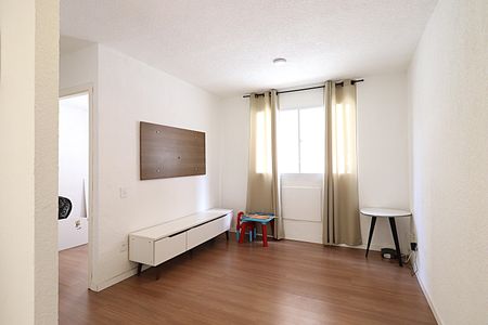 Apartamento para alugar com 2 quartos, 45m² em Mário Quintana, Porto Alegre