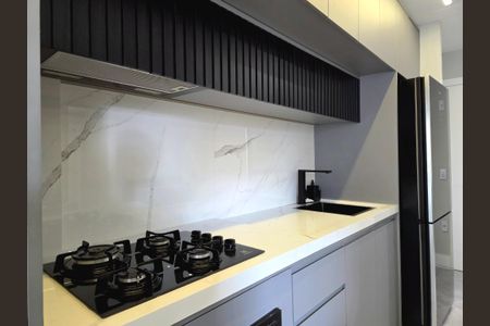 Cozinha de apartamento para alugar com 2 quartos, 64m² em Indianópolis, São Paulo