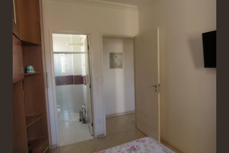 Apartamento à venda com 64m², 2 quartos e 2 vagasSuíte