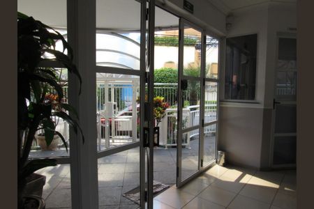 Apartamento à venda com 64m², 2 quartos e 2 vagasHall