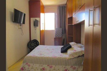 Apartamento à venda com 64m², 2 quartos e 2 vagasSuíte