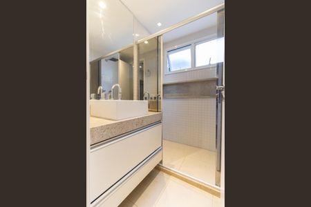 Apartamento para alugar com 140m², 3 quartos e 3 vagasBanheiro da Suíte 1