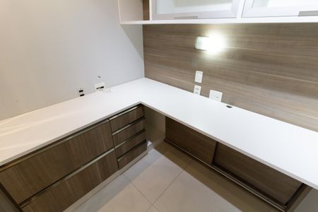 Apartamento para alugar com 140m², 3 quartos e 3 vagasEscritório 