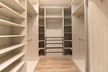 Apartamento para alugar com 140m², 3 quartos e 3 vagasCloset da Suíte 1