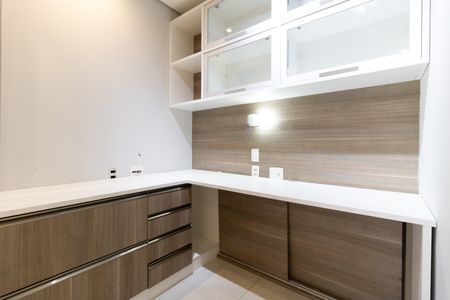 Apartamento para alugar com 140m², 3 quartos e 3 vagasEscritório 