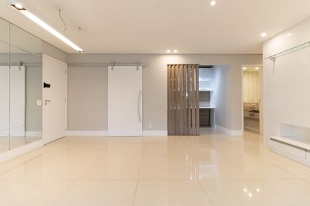 Apartamento para alugar com 140m², 3 quartos e 3 vagasSala